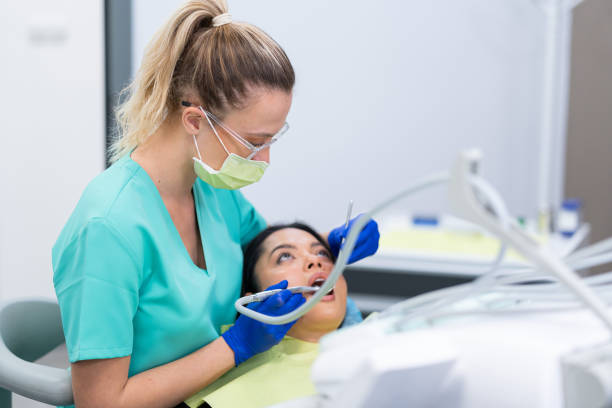 Best Emergency Dental Care for Broken or Chipped Teeth in Hobart, WI